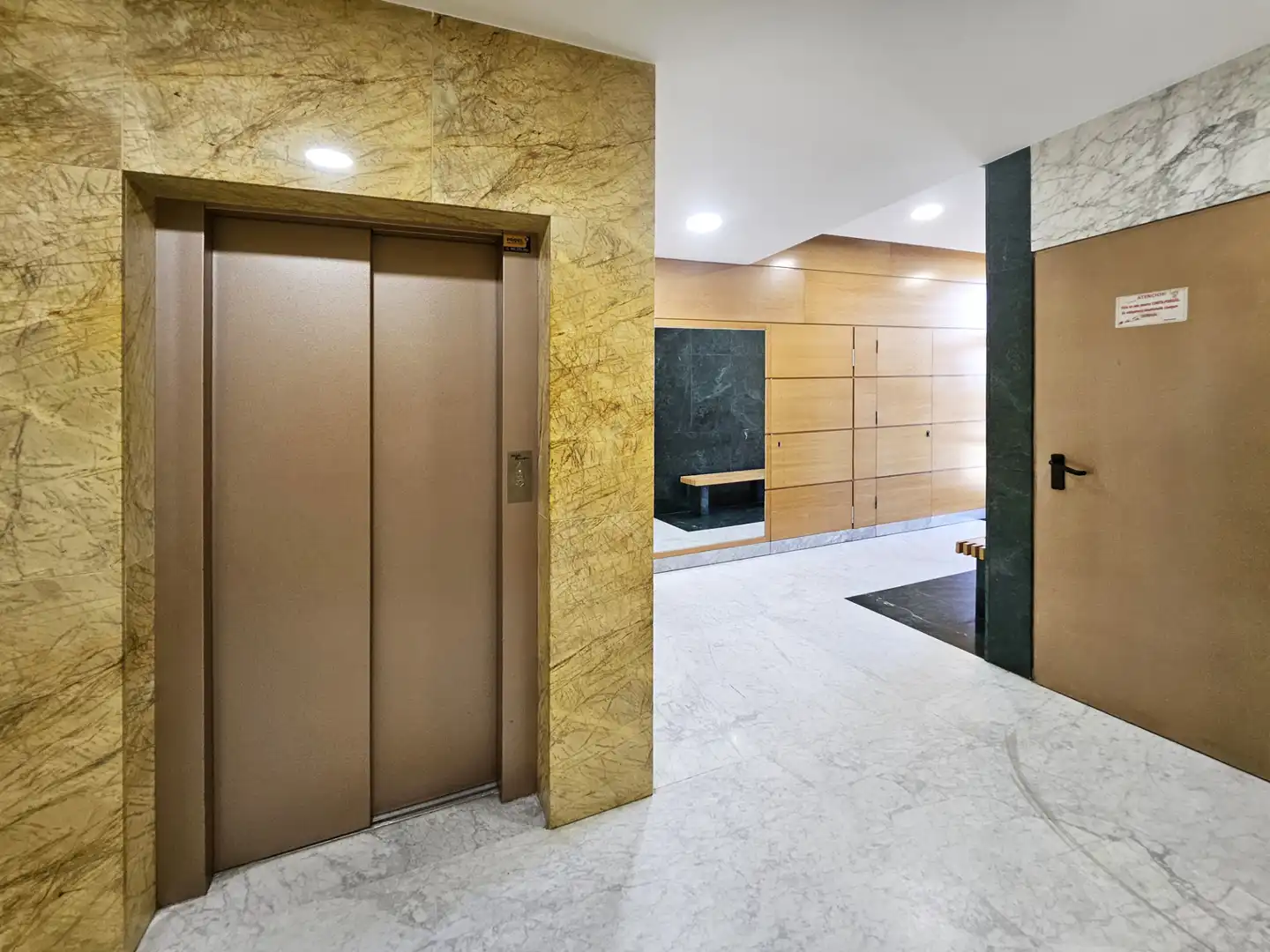 Appartement avec ascenseur à louer à Avenida Xoán Carlos I, imagen 26