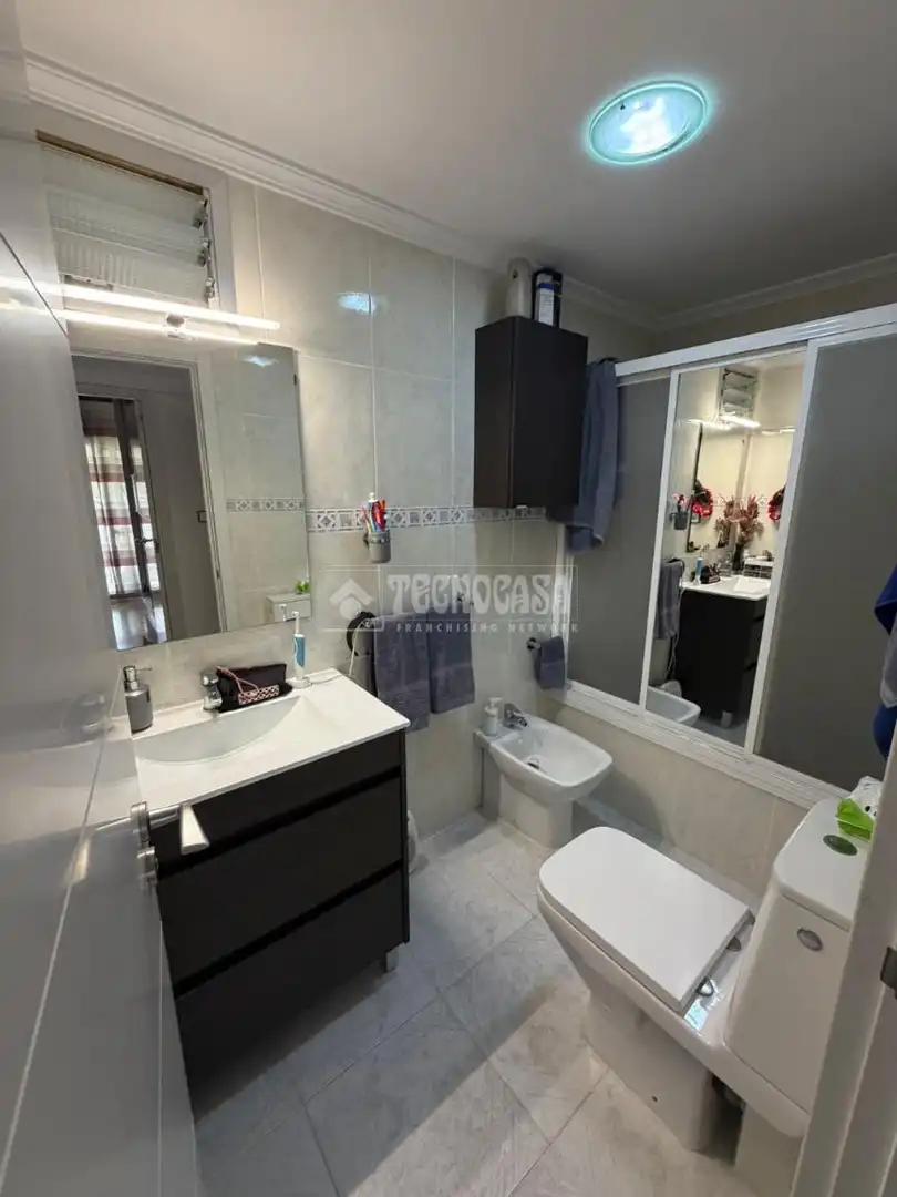 Baño de Piso en venta en San Juan de Aznalfarache
