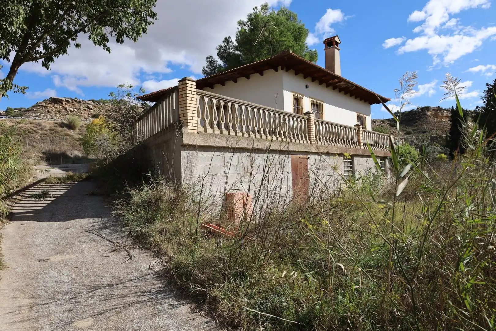 Vista exterior de Casa o chalet en venta en Alcañiz con Jardín privado y Piscina