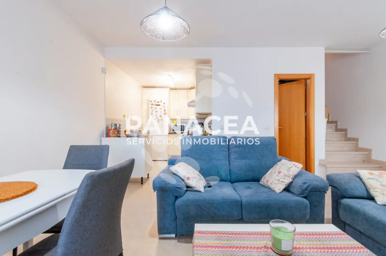 Casa adosada en venta en Albuñol con Jardín privado, Terraza y Amueblado
