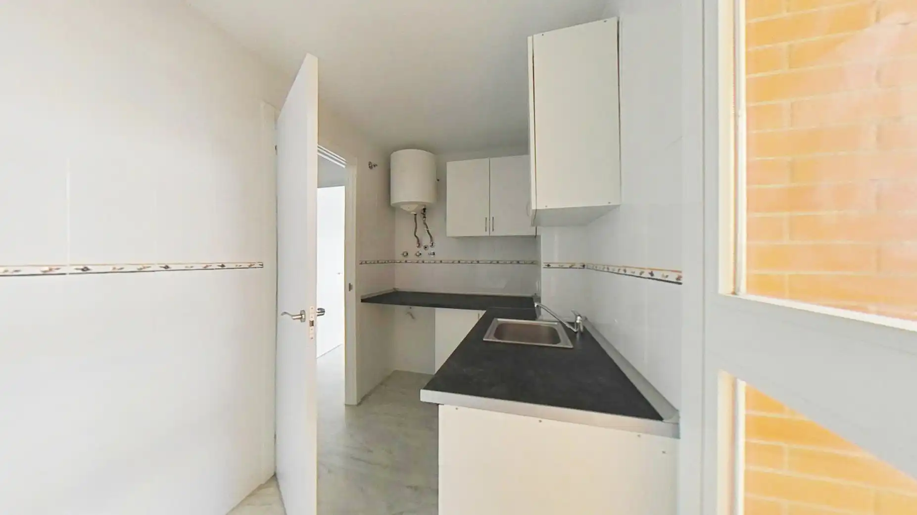 Apartamento en venta en Av Aeronaútica, Urbadiez - Entrepuentes