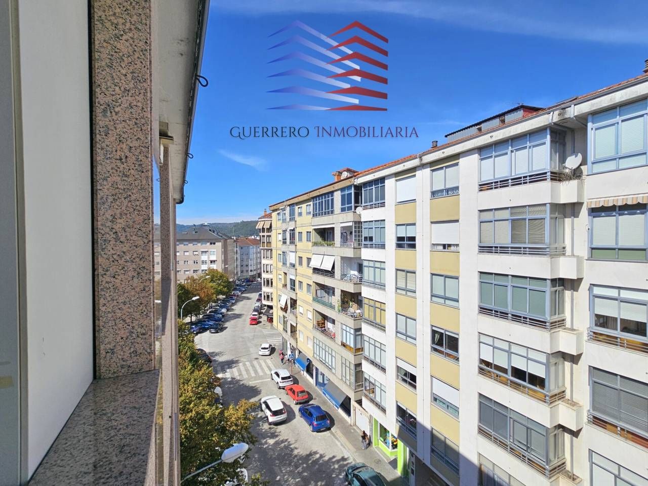 Vista exterior de Pis de lloguer en Ourense Capital  amb Calefacció, Parquet i Moblat