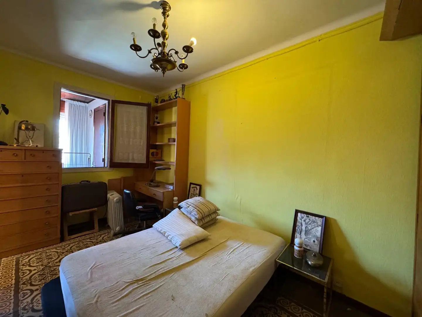 Habitación de Piso en venta en Barcelona con Parquet, Amueblado y Horno