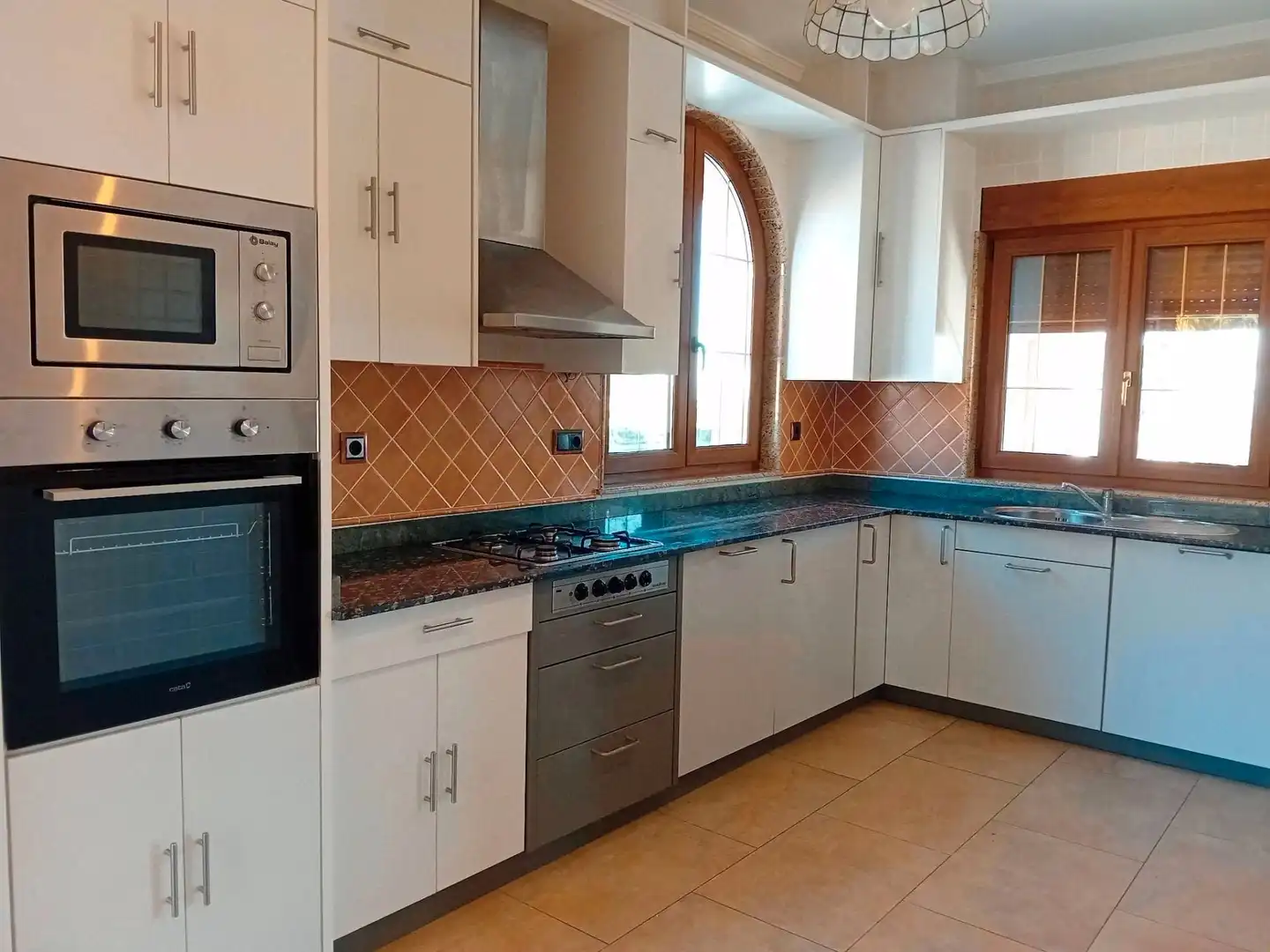 Villa con piscina in vendita a Carrer de les Acacies, imagen 6
