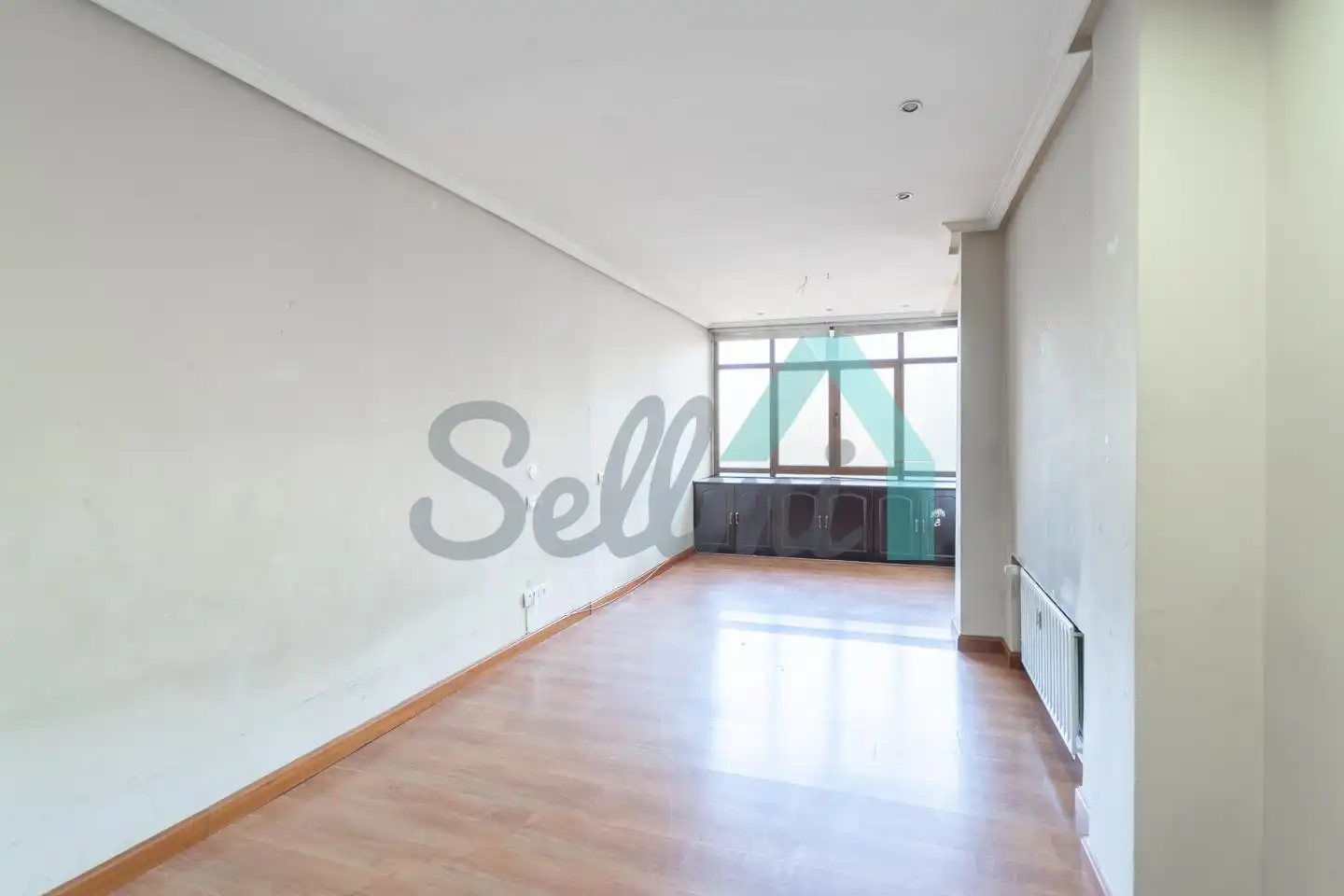 Piso en venta en Oviedo  con Calefacción, Terraza y Trastero