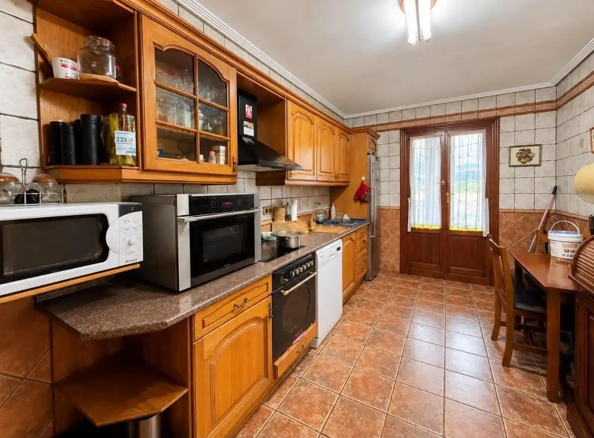 Cocina de Piso en venta en Aranguren con Parquet