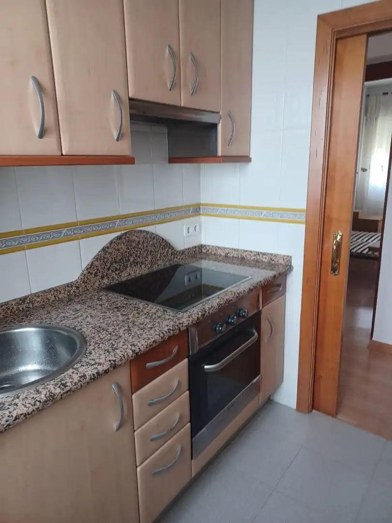 Piso de alquiler en MARCELINO ALVAREZ, Ventas