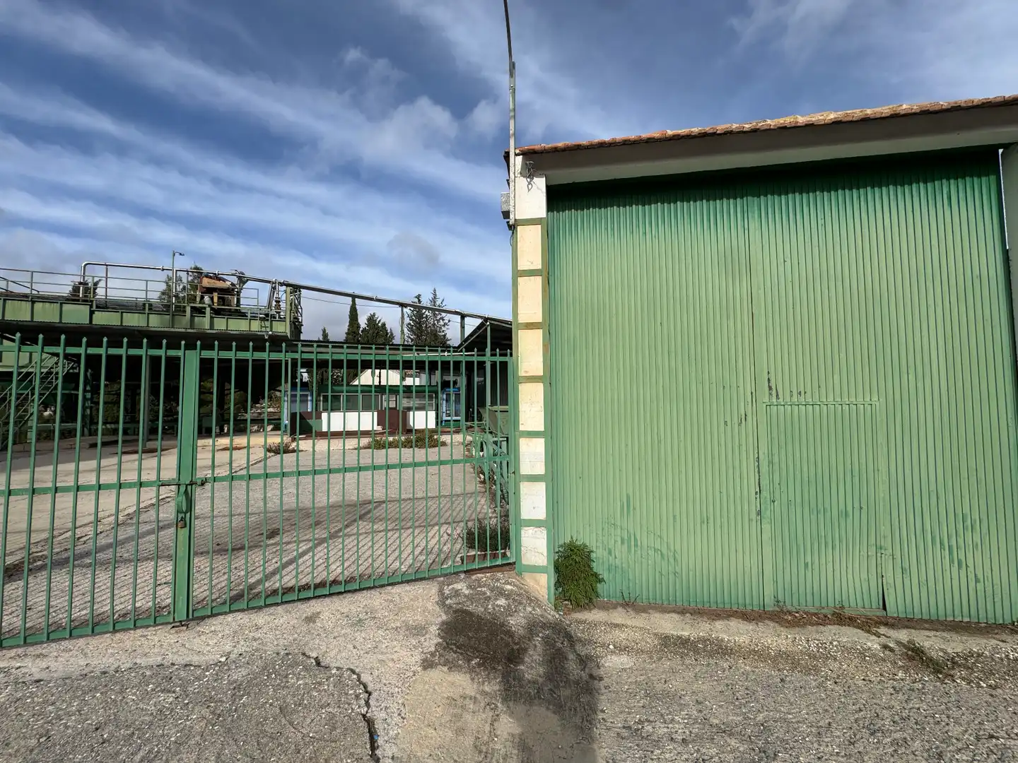 Vista exterior de Nave industrial en venta en Cehegín con Calefacción y Alarma
