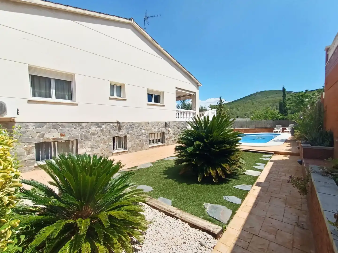 Jardín de Casa o chalet en venta en Olèrdola con Aire acondicionado, Calefacción y Jardín privado