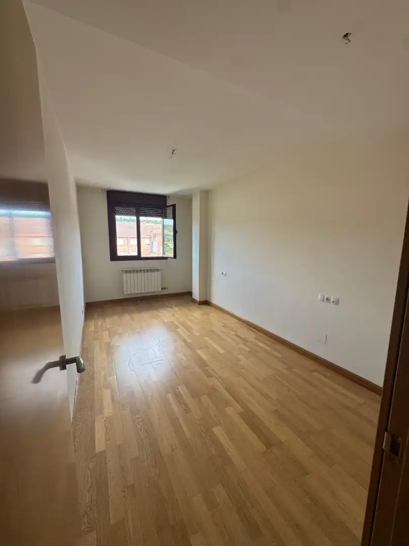 Appartement compact avec terrasse à vendre à Alberite, imagen 3