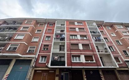 Vista exterior de Pis en venda en Bermeo amb Calefacció