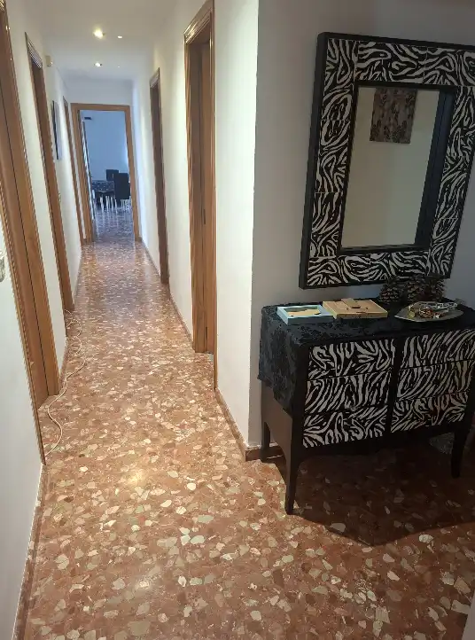 Piso en venta en L'Alcúdia con Aire acondicionado, Balcón y Internet