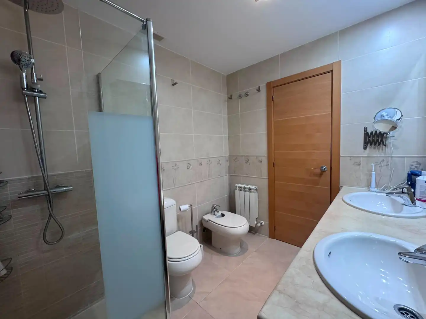 Baño de Casa adosada en venta en Yebes con Calefacción, Balcón y Piscina comunitaria