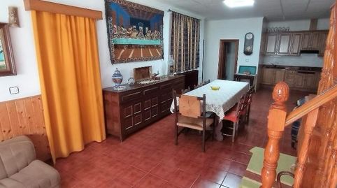 Casa de 3 plantas con terraza y 4 habitaciones en Cehegín, imagen 2