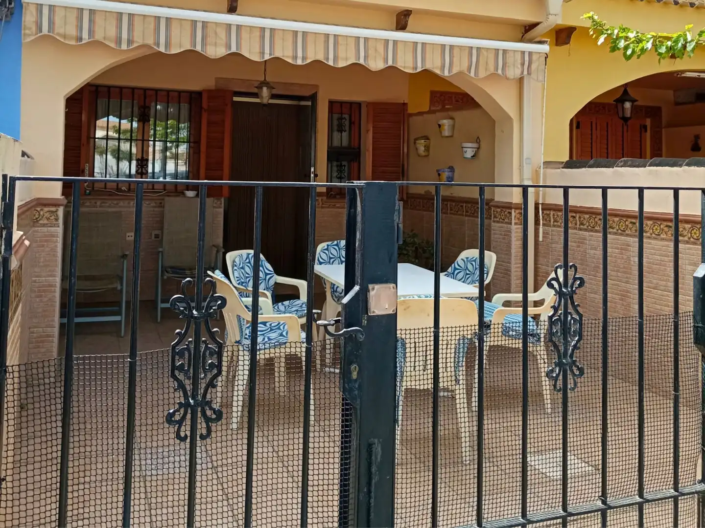 Adosado con terraza en venta en Calle Río Narcea, imagen 2