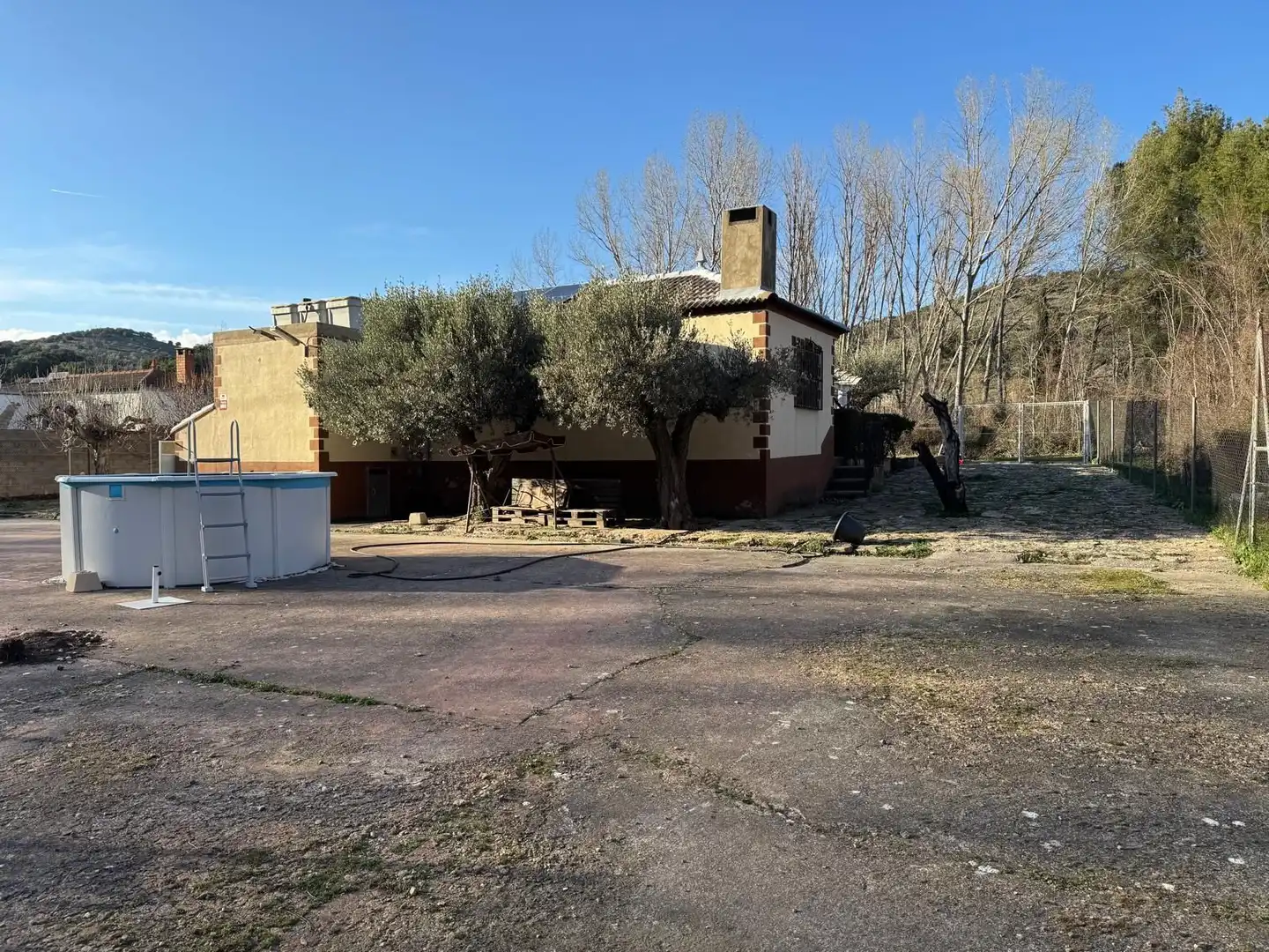 Exterior view of Houses for sale in Aranda de Moncayo  with Private garden and Storage room