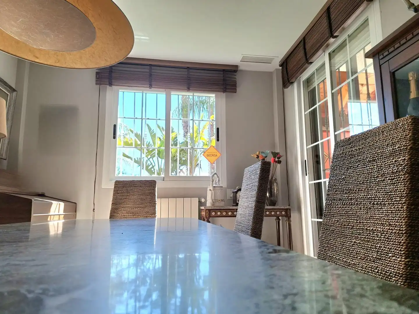 Comedor de Casa o chalet en venta en Paterna con Aire acondicionado, Calefacción y Jardín privado