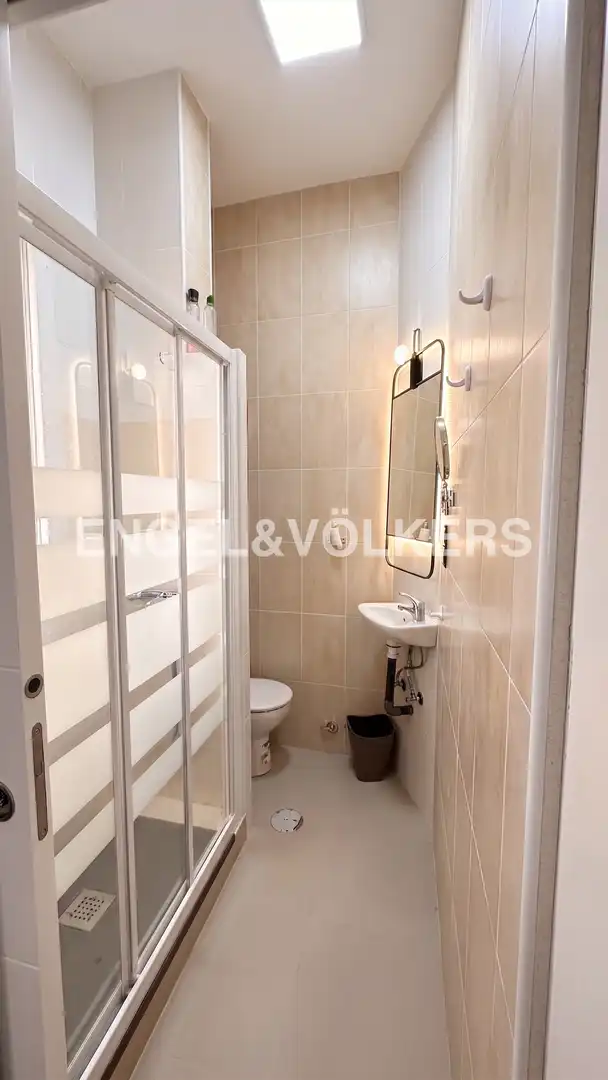 Badezimmer von Wohnung zur Miete in Madrid mit Heizung, Möbliert und Balkon