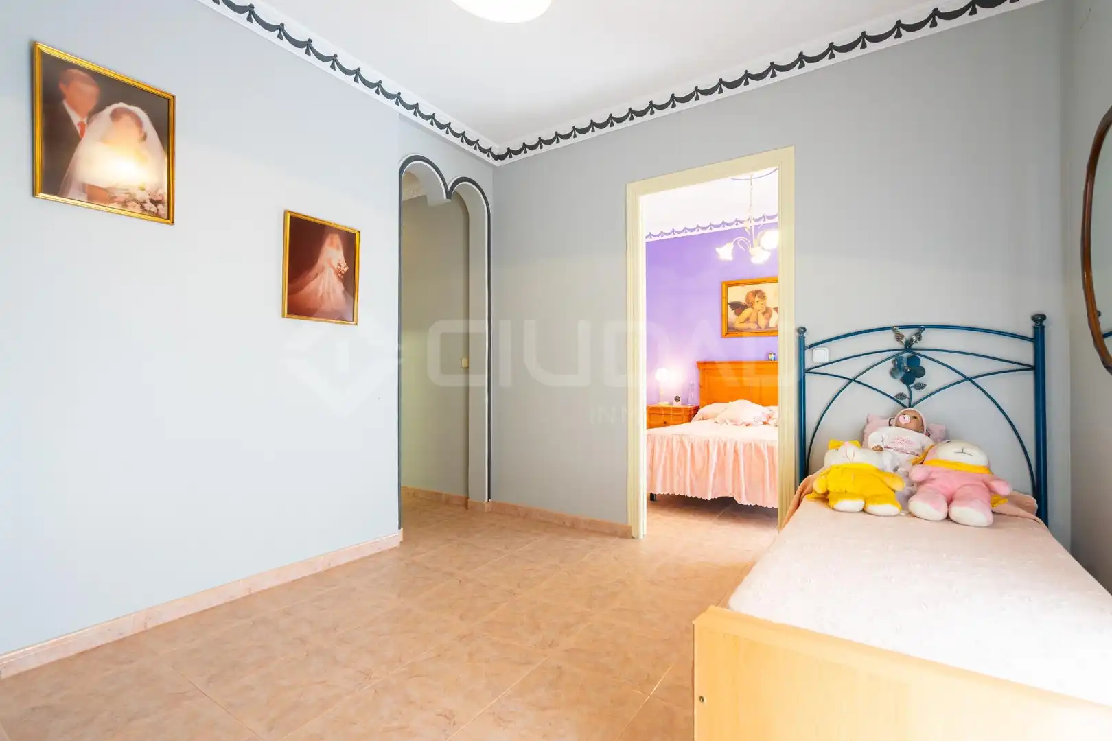 Bedroom of Houses for sale in Sevilla