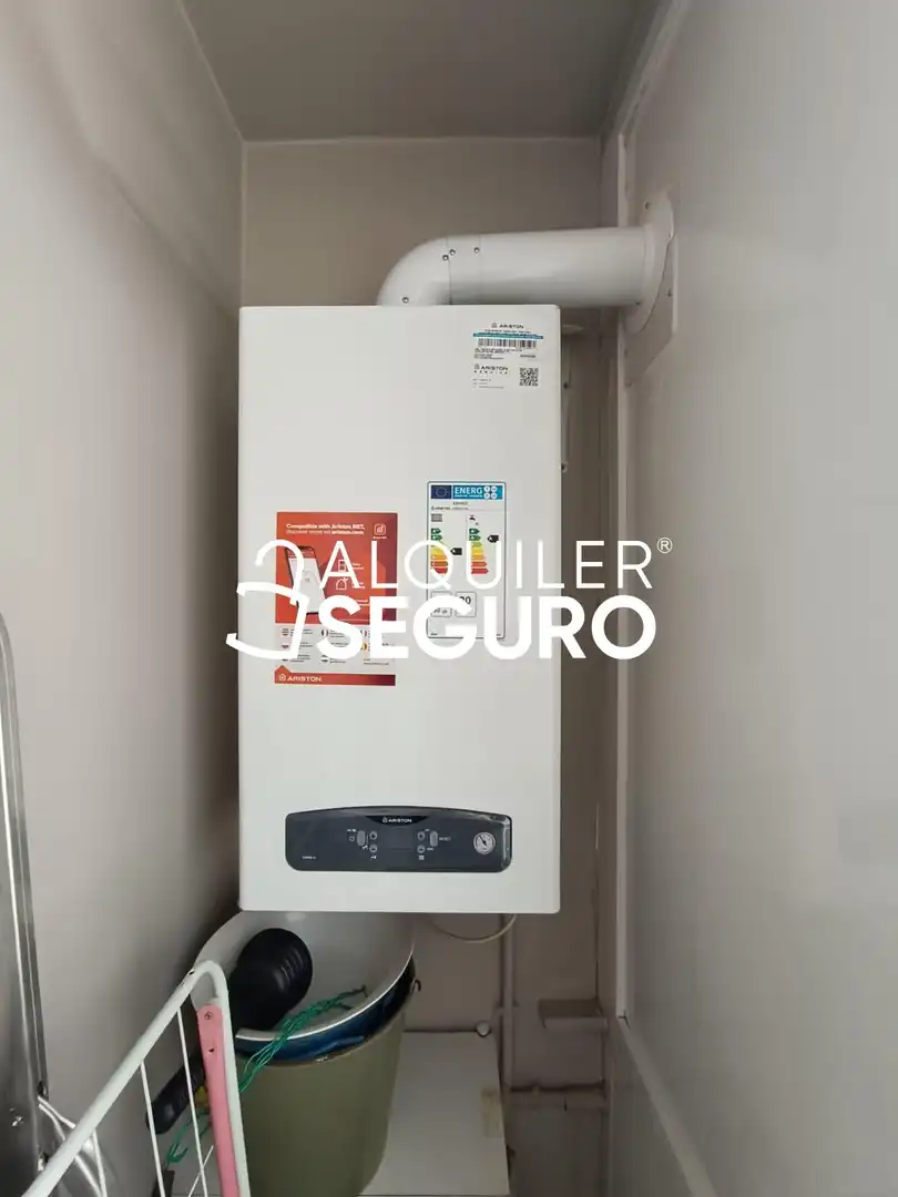 Flat for rent in Madrid  with Air Conditioner, Heating and Terrace
