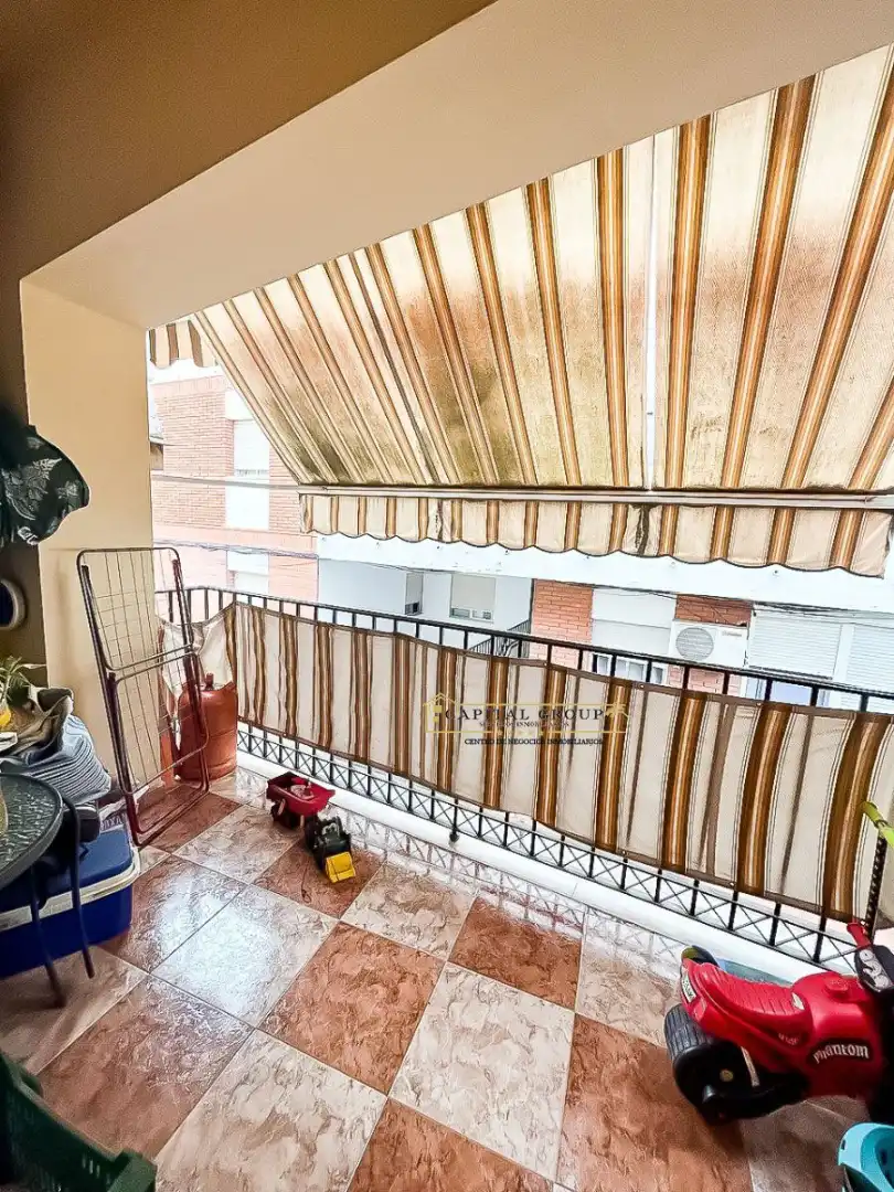 Terrasse von Wohnung zum Verkauf in Punta Umbría mit Klimaanlage, Terrasse und Möbliert