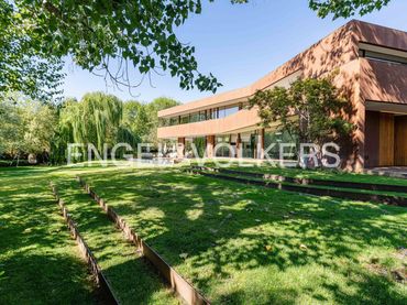 House with balcony for sale in Valdecabañas