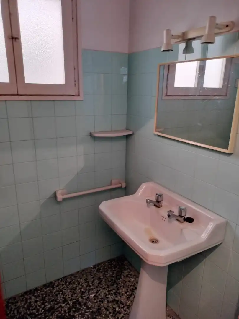 Bany de Casa o xalet en venda en La Riera de Gaià amb Terrassa i Traster