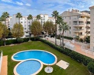 Piscina de Àtic de lloguer en L'Alfàs del Pi amb Aire condicionat, Jardí privat i Terrassa