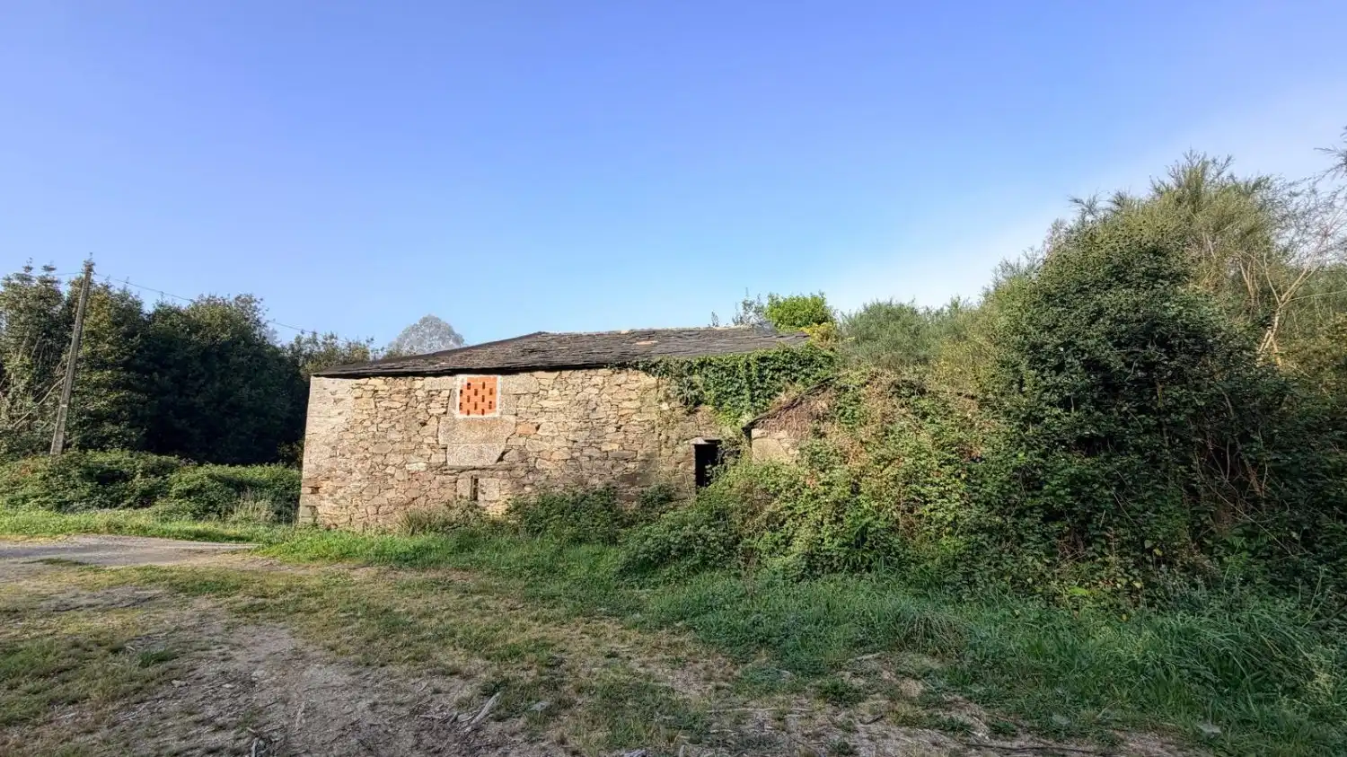 Landhaus zum Verkauf in N/A 1