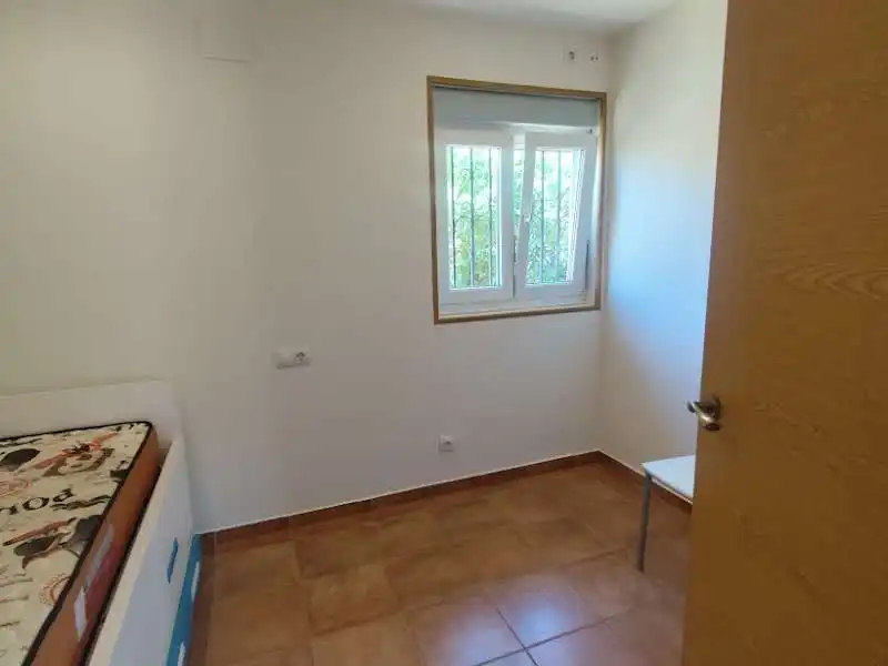 Dormitori de Casa o xalet en venda en Pravia amb Calefacció, Moblat i Forn