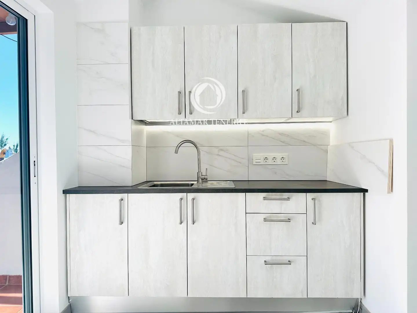 Kitchen of Detached homes for sale in Adeje  with Air Conditioner, Private garden and Terrace