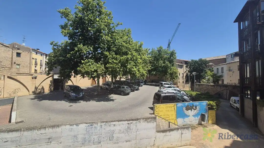 Aparcament de Casa o xalet en venda en Tudela amb Aire condicionat, Calefacció i Traster
