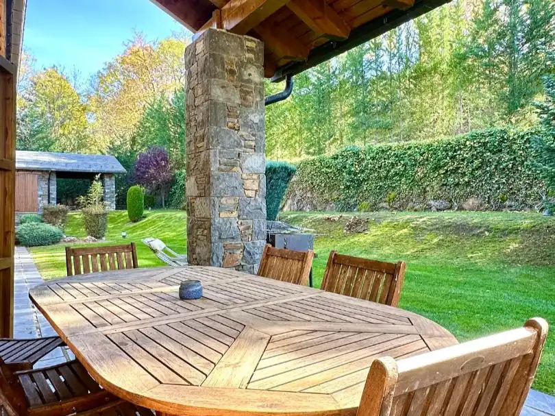 Adosado con jardín en venta en Carrer del cadí 15, imagen 2
