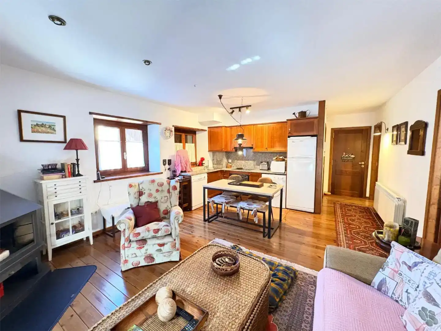 Cocina de Piso de alquiler en Naut Aran con Parquet, Amueblado y Balcón