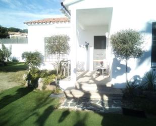 Vista exterior de Pis de lloguer en Sant Vicenç de Montalt amb Piscina comunitària