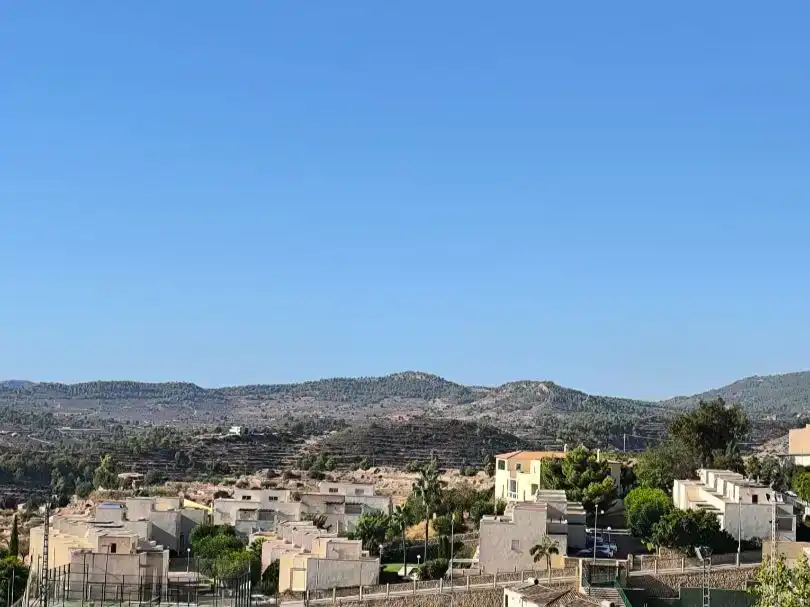 Flat for share in Relleu  with Private garden, Storage room and Swimming Pool