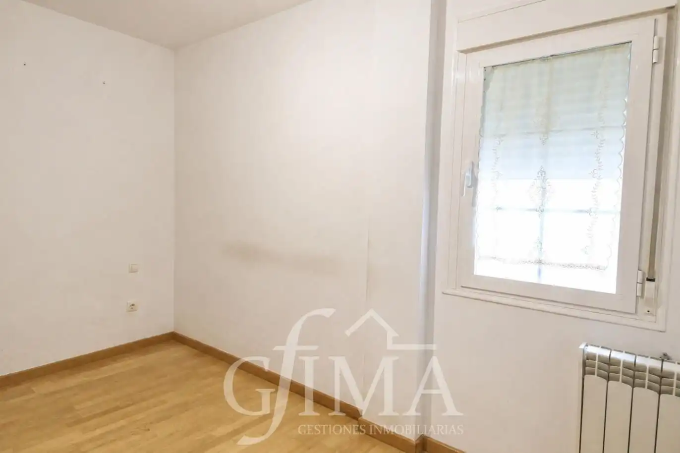 Habitación de Piso en venta en Tomelloso con Calefacción y Balcón