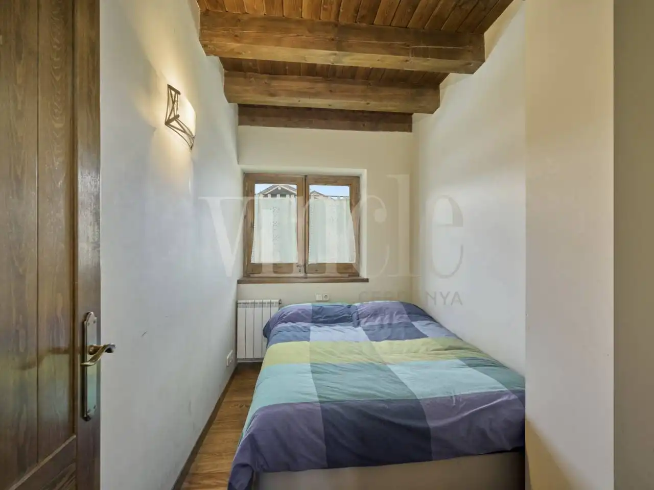Dormitori de Casa adosada en venda en Bellver de Cerdanya amb Calefacció, Parquet i Terrassa