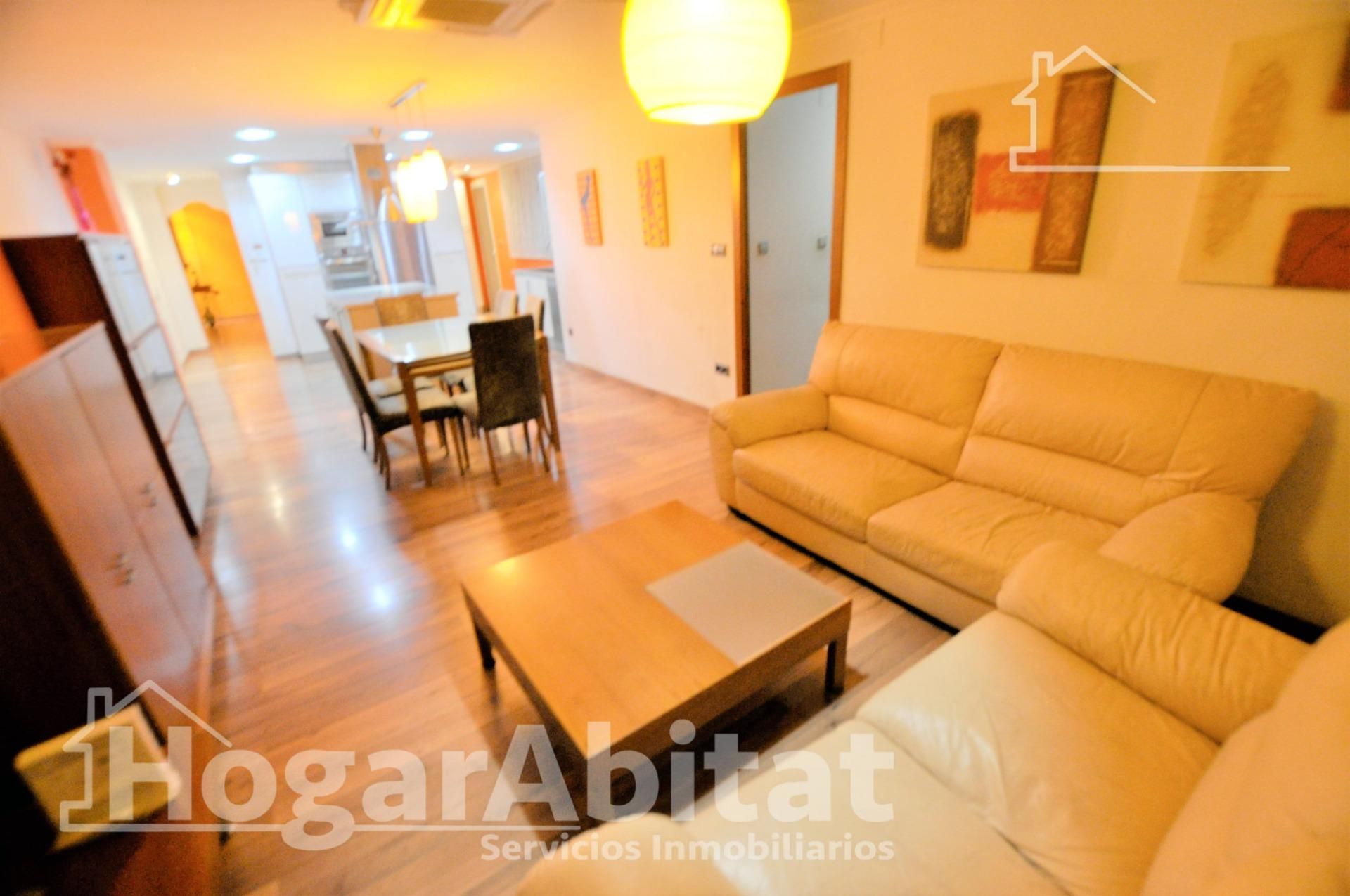 Living room of Flat for sale in Xirivella  with Heating, Parquet flooring and Furnished