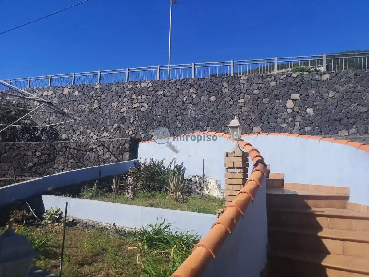 Vista exterior de Casa o xalet en venda en Villa de Mazo amb Jardí privat, Terrassa i Traster