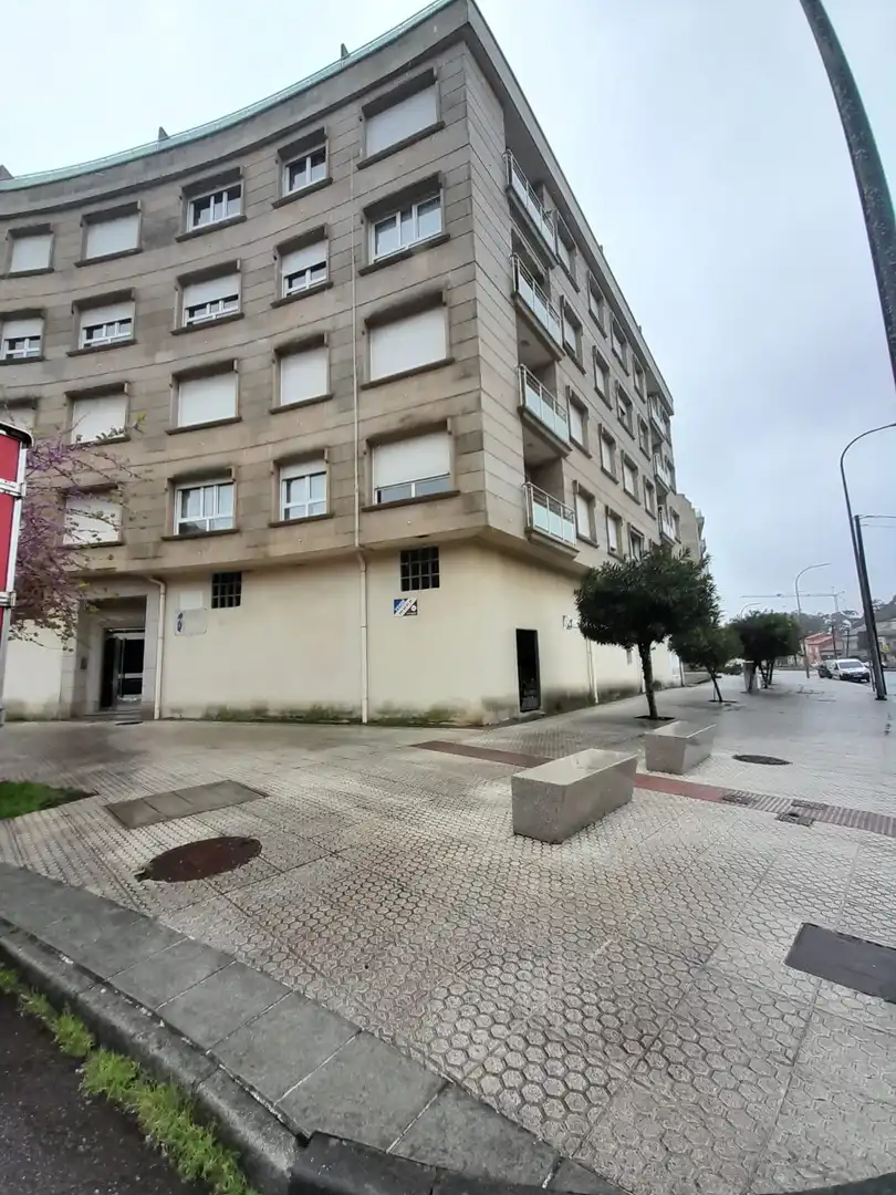 Business premises to rent in Boiro, imagen 3