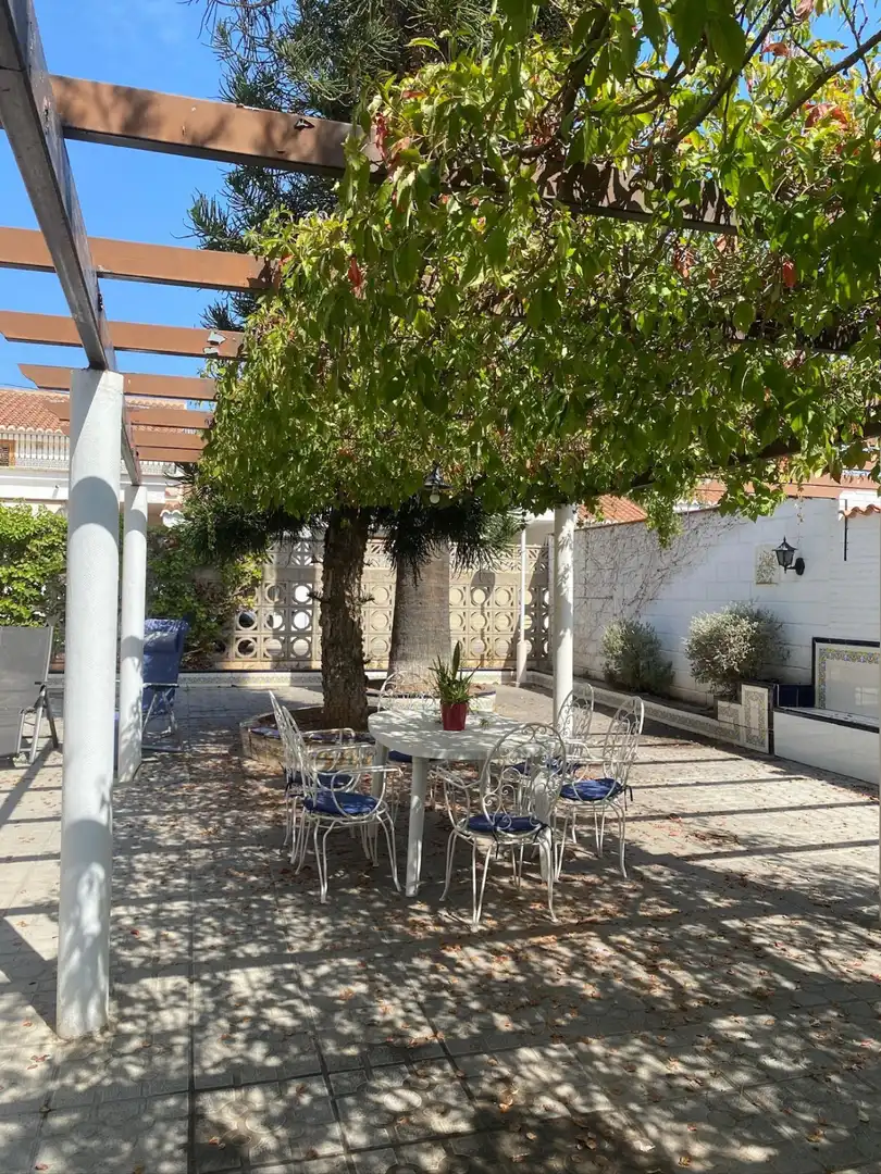 Terrassa de Casa o xalet en venda en Sagunto / Sagunt amb Aire condicionat, Jardí privat i Terrassa