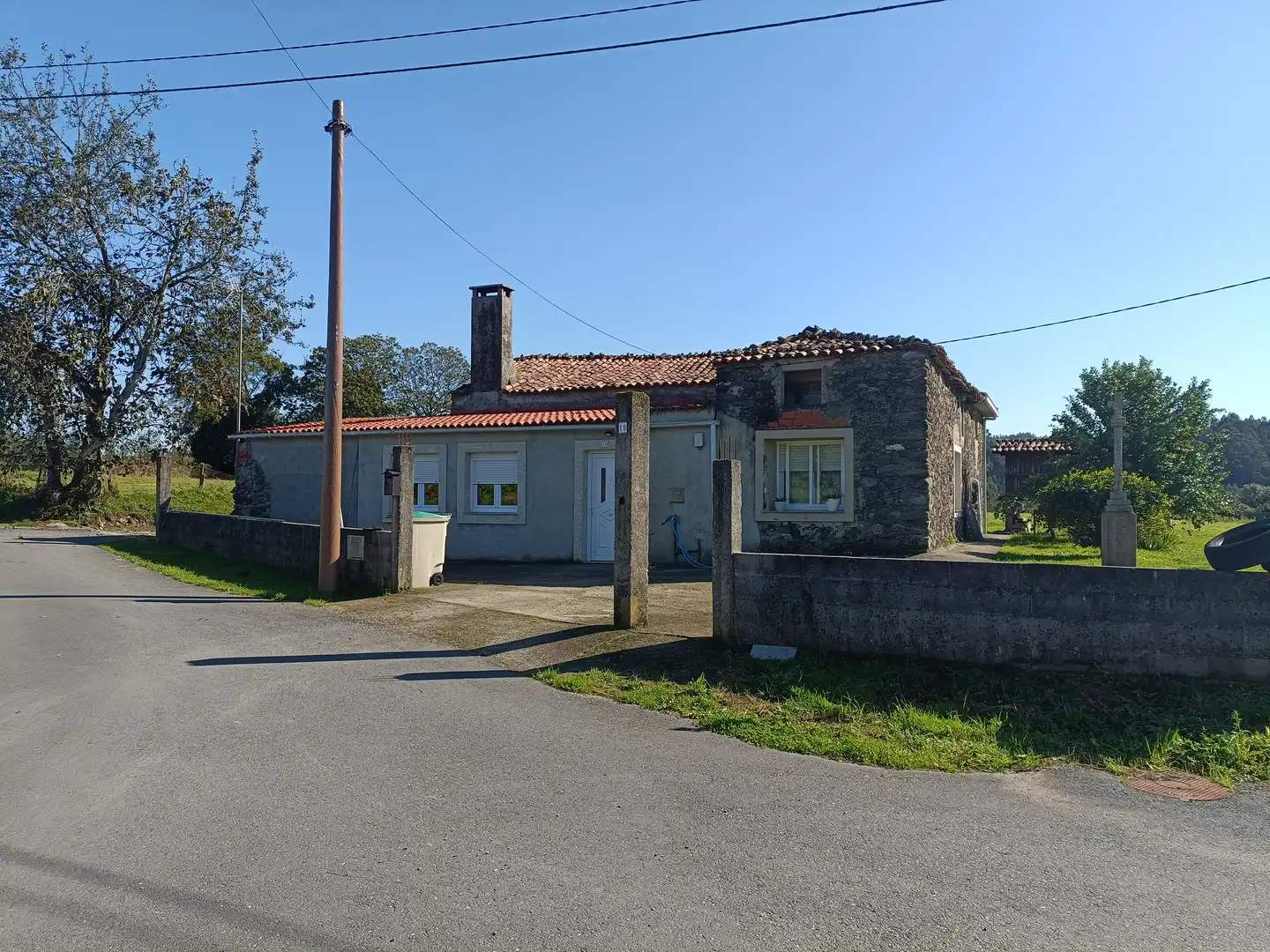 Außenansicht von Haus oder Chalet zum Verkauf in Oza dos Ríos mit Privatgarten und Abstellraum