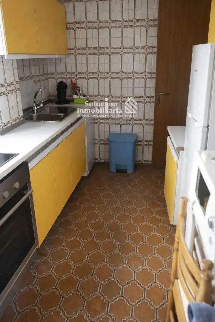 Kitchen of Flat for rent in Salamanca  with Heating, Terrace and Furnished