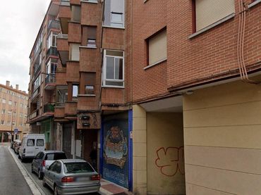 Local comercial en venda a Calle PADRE MANJON