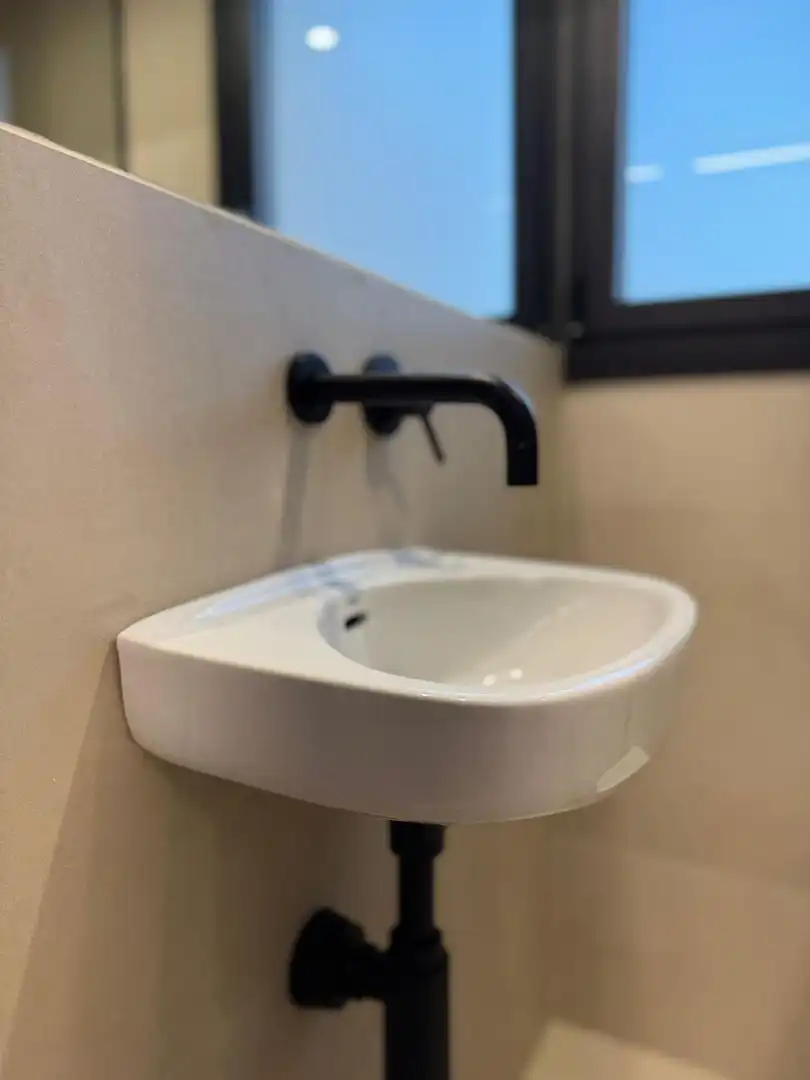 Baño de Piso de alquiler en Barcelona con Aire acondicionado, Calefacción y Amueblado