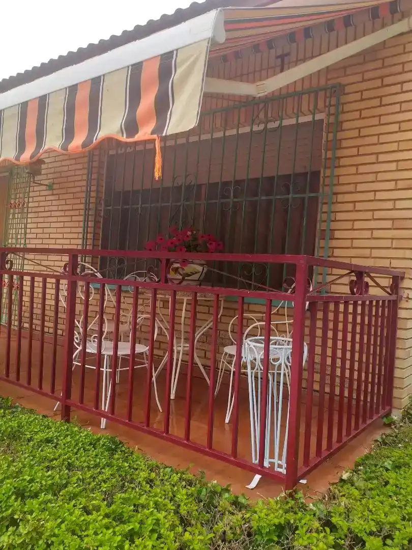 Terrassa de Casa o xalet en venda en Viguera amb Piscina i Balcó