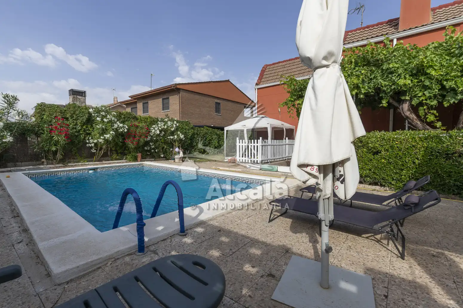 Swimming pool of Houses for sale in Camarma de Esteruelas  with Air Conditioner, Heating and Private garden