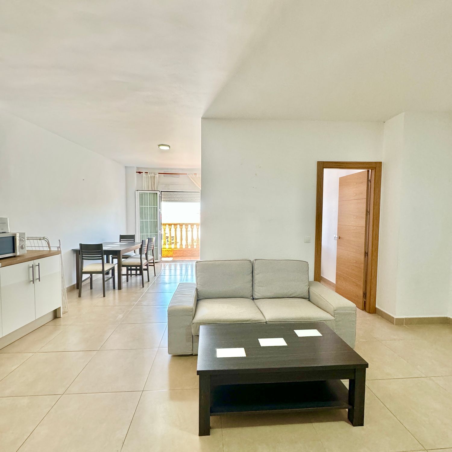 Sala d'estar de Pis en venda en Periana amb Traster i Balcó