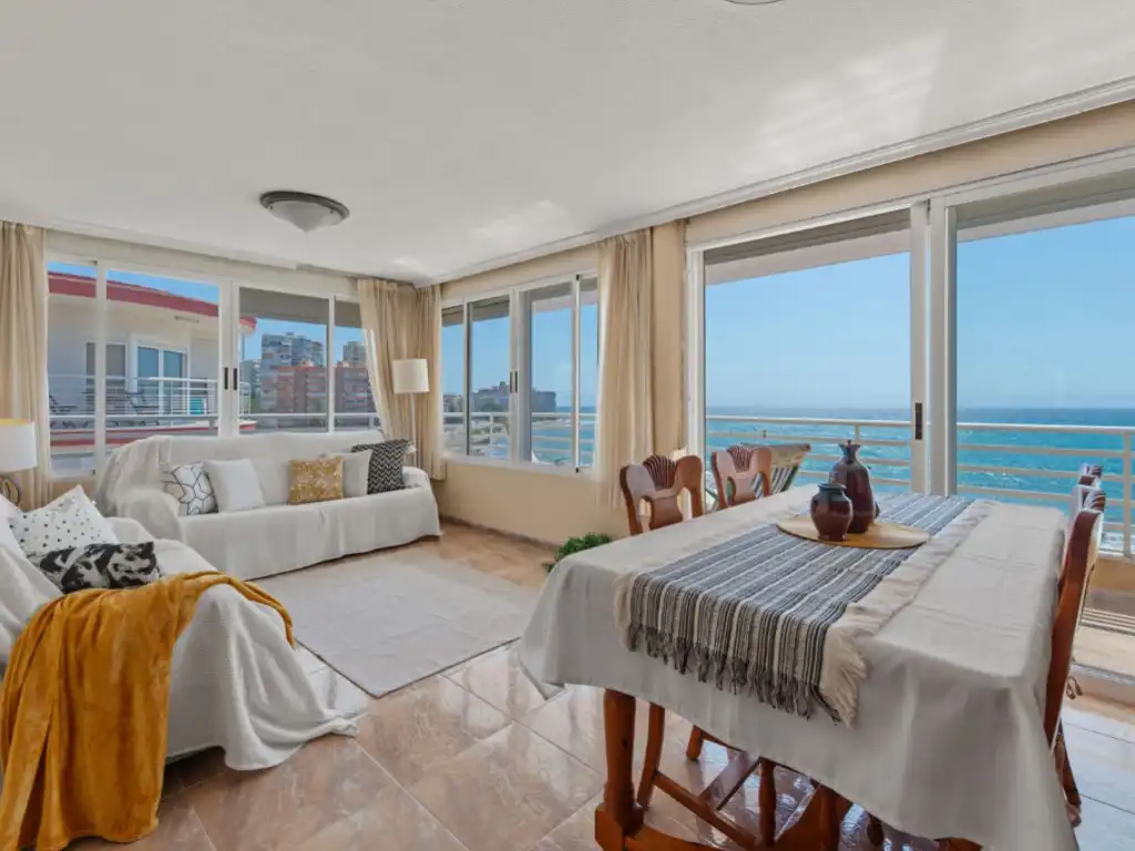 Sala d'estar de Àtic en venda en El Campello amb Terrassa